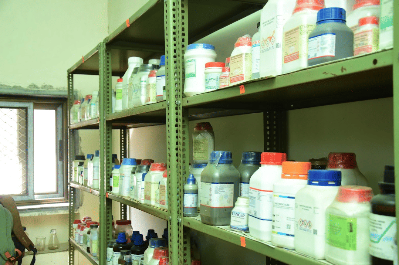 Biyani Institute of Pharmaceutical Sciences Jaipur Science Lab photo 4